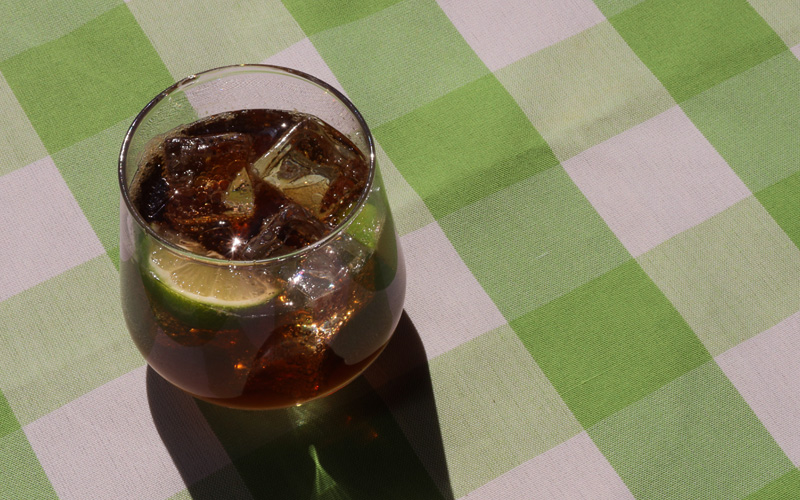 How to Mix a Faultless Cuba Libre